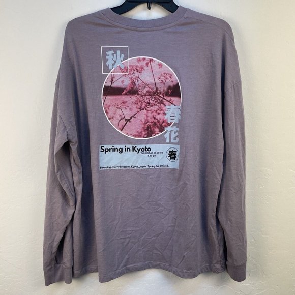 Urban‎ Outfitters Shirt Spring in Kyoto Long Sleeved M Graphic Print Lavender - Picture 7 of 7